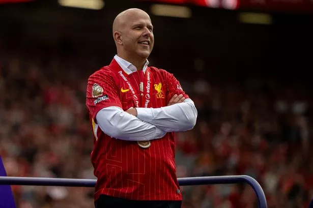 0_GettyImages-2216350963